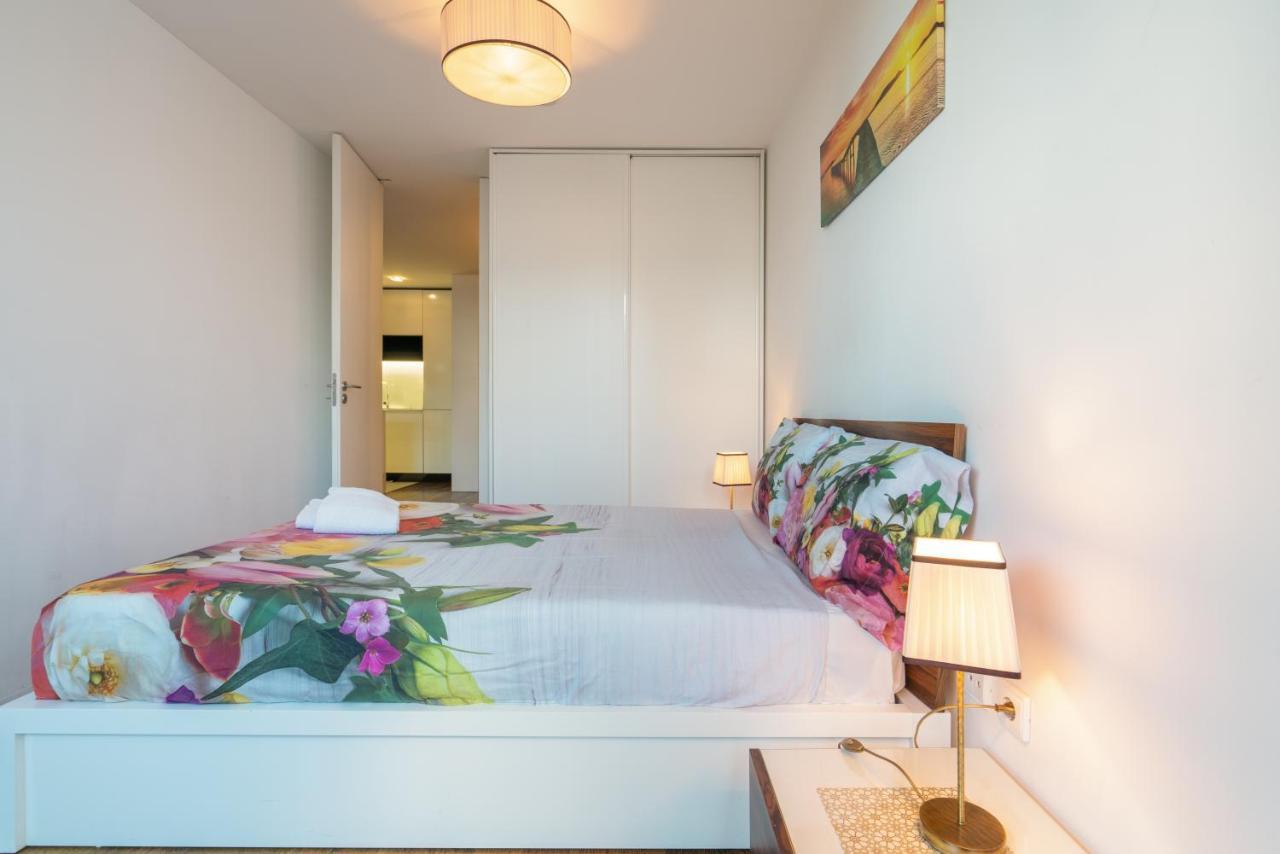 Apartamento Qian Caves Gaia 2Br Ac Free Parking Vila Nova de Gaia Bagian luar foto